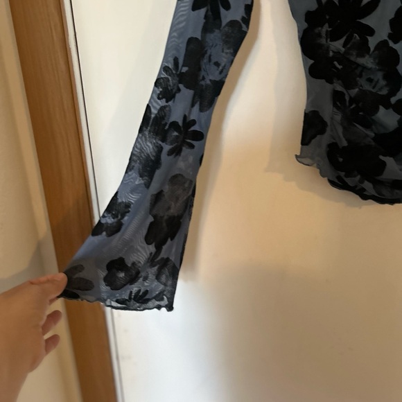 Stitch & Pine Medium whimsy Goth Floral Mesh velvet burnout Long Sleeve Top - Picture 6 of 10